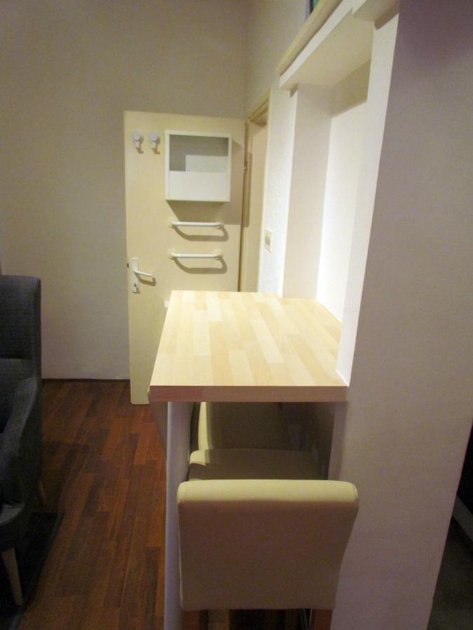 Center Studio Apartment Пула Экстерьер фото